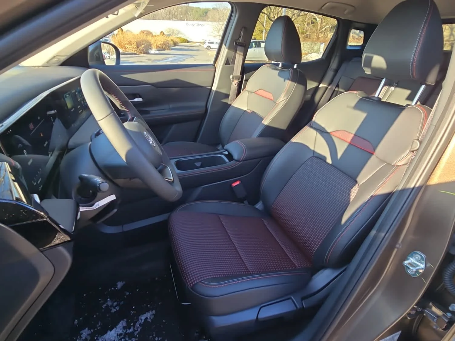 2026 Nissan KICKS SR AWD - Photo 10
