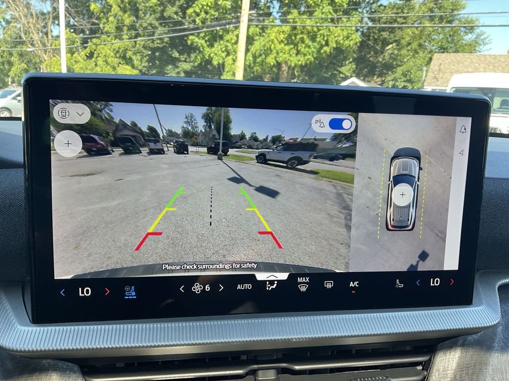 2026 Ford Explorer Platinum - Photo 16
