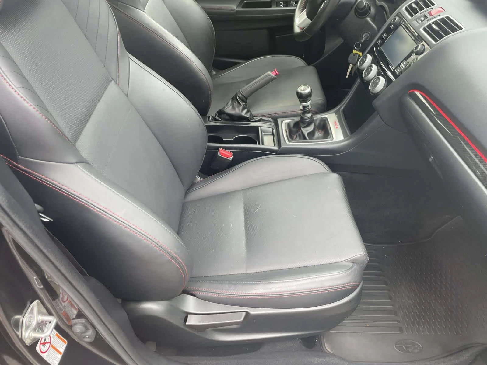 Used 2016 Dark Gray Metallic Subaru Limited image 20