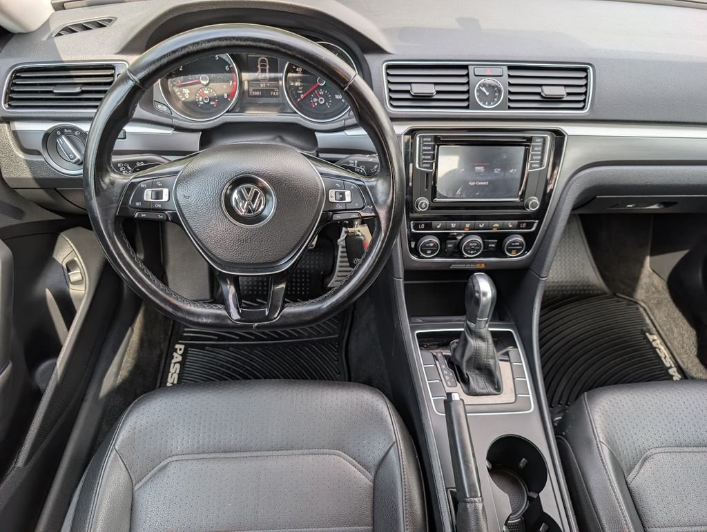 Used 2017 Gray Volkswagen 1.8T R-Line image 19