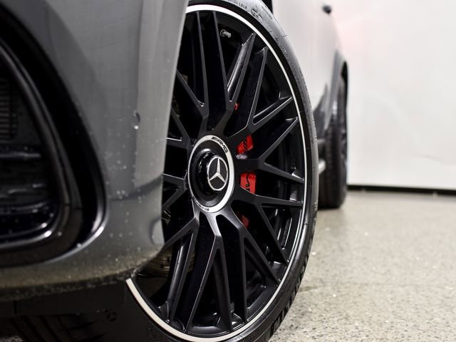 New 2026 MANUFAKTUR Silicon Grey Mercedes-Benz GLS 63 AMG® image 66
