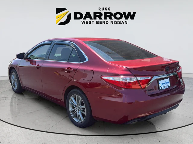 Used 2016 Red Toyota SE image 3