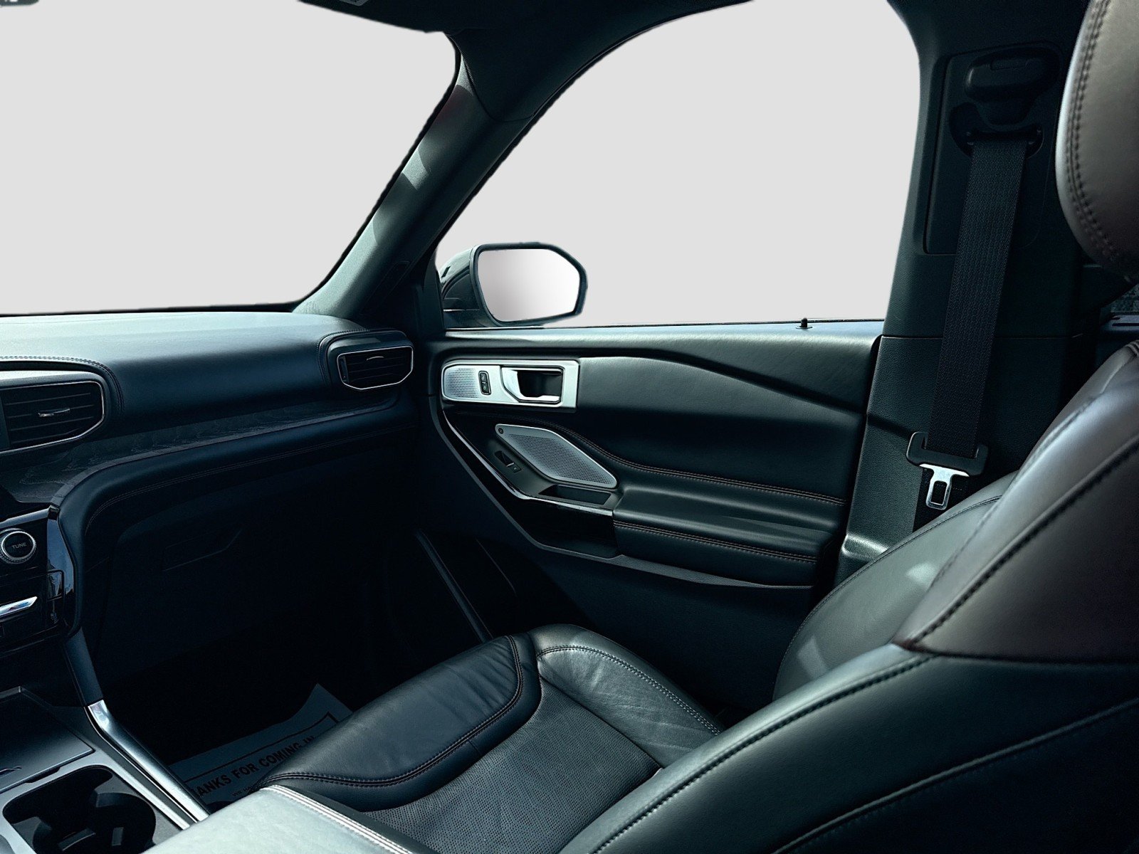 2022 Ford Explorer Platinum - Photo 25