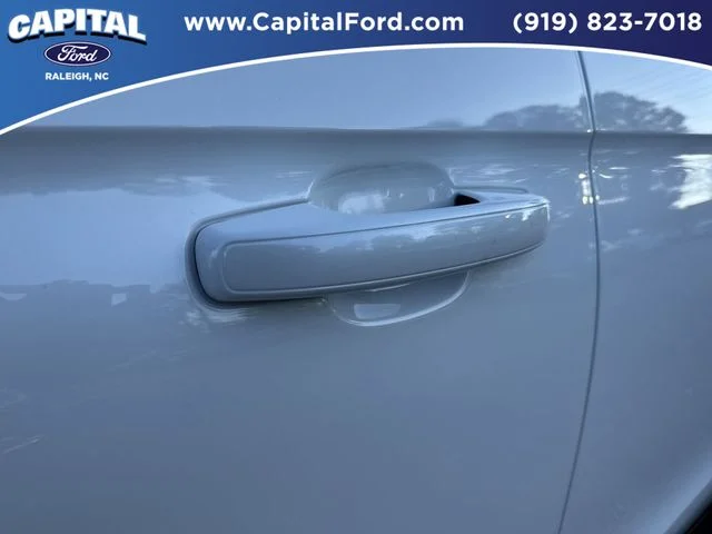 Used 2025 White Ford Platinum image 14