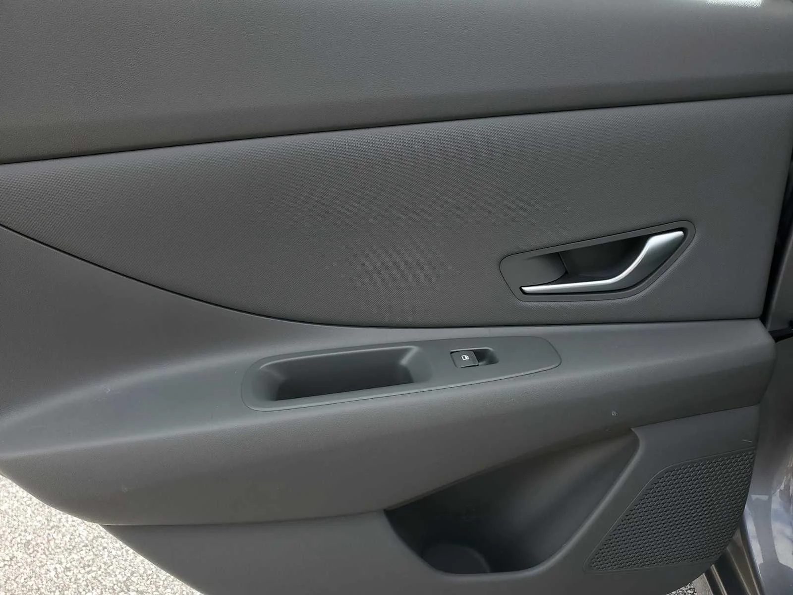 Used 2025 Fluid Metal Hyundai SEL Convenience image 10