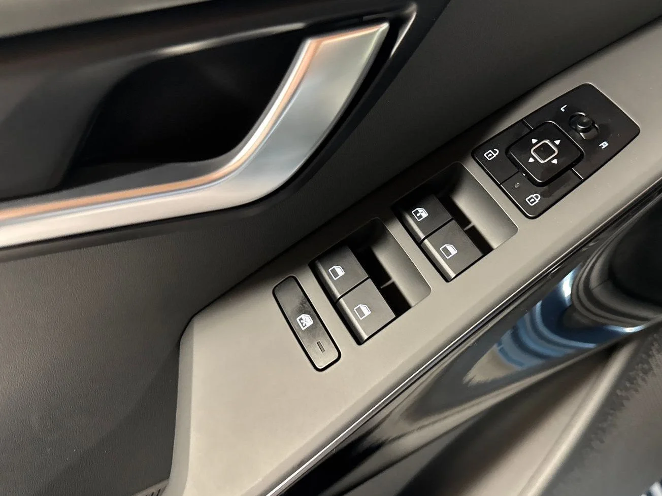 New 2026 Aurora Black Pearl Kia EX image 17