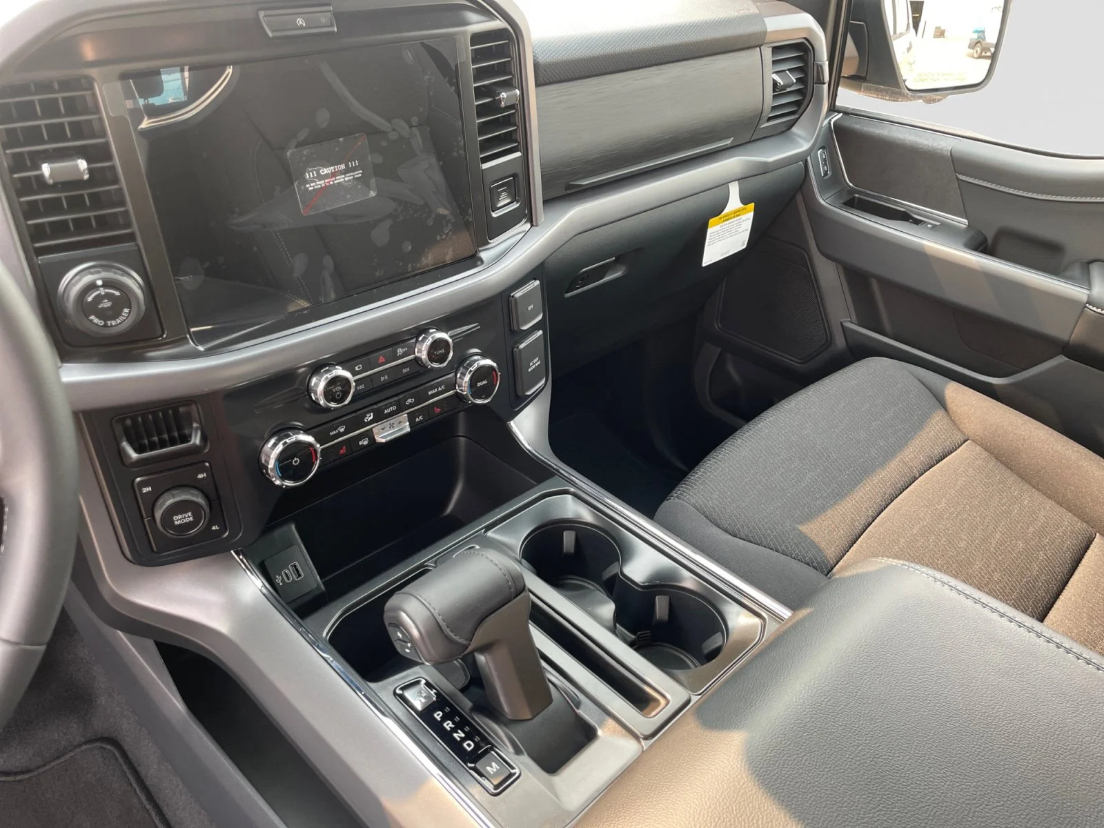 New 2026 Iconic Silver Metallic Ford XLT image 15