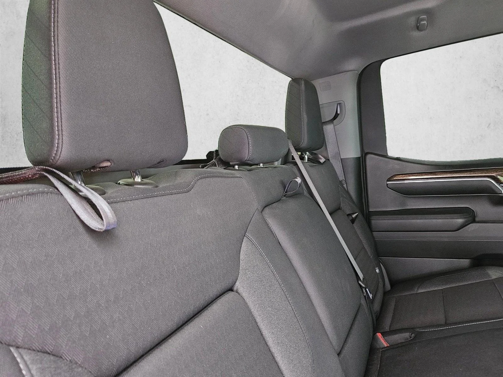 Used 2024 Onyx Black GMC Elevation image 23