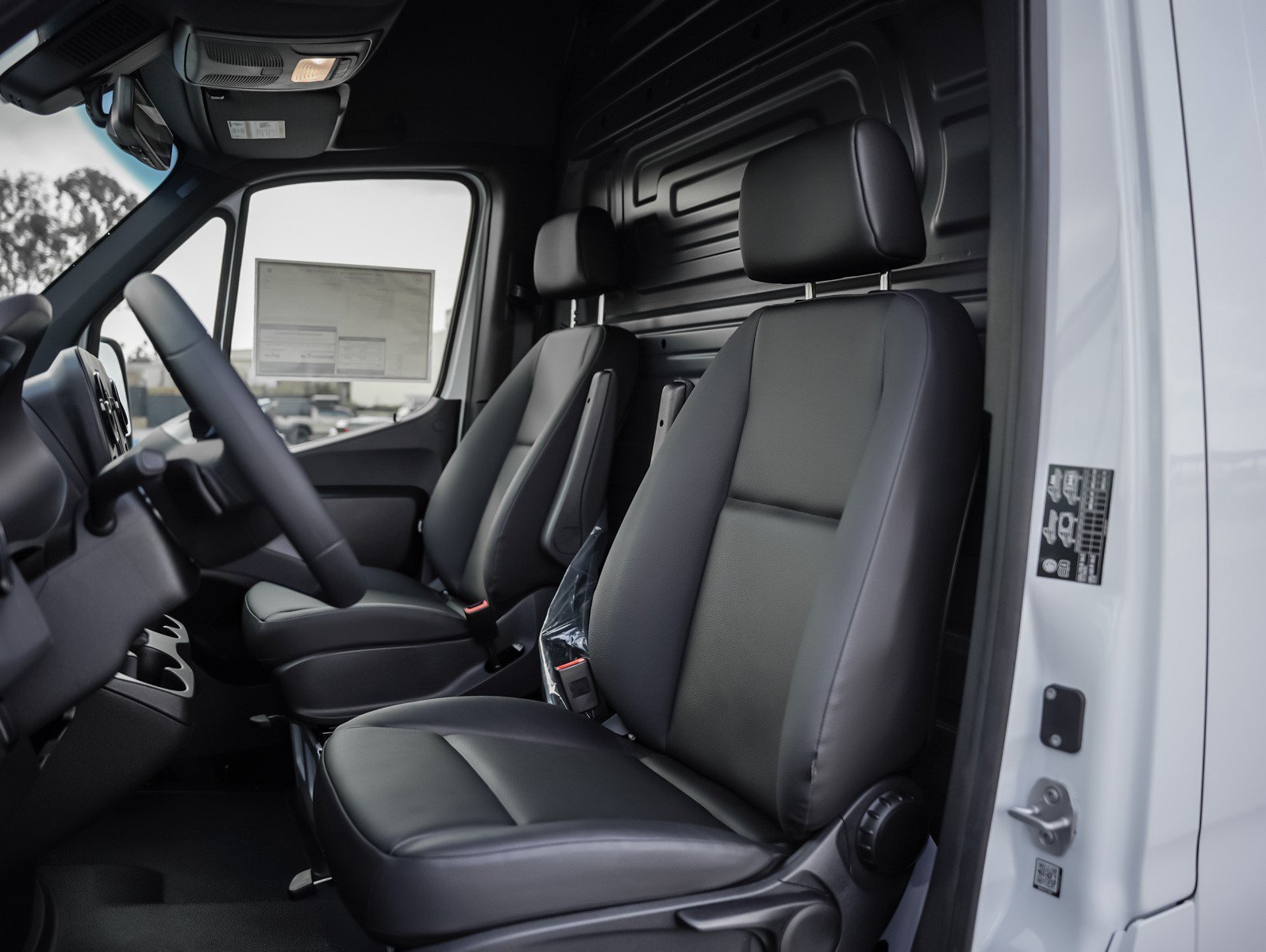 New 2026 Arctic White Mercedes-Benz 3500XD High Roof I4 Diesel HO 170 Extended RWD image 16