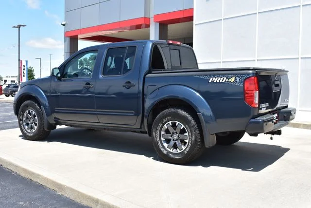 Used 2019 Blue Nissan PRO-4X image 7