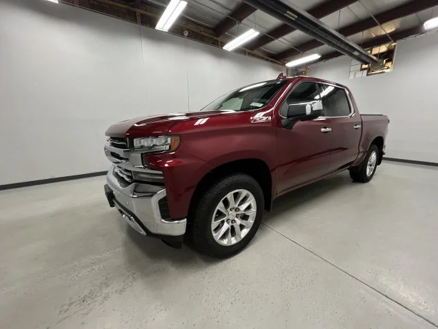 Used 2019 Red Chevrolet LTZ image 4