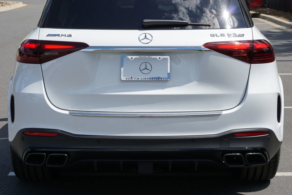 New 2026 MANUFAKTUR Moonlight White Metallic Mercedes-Benz GLE 63 S AMG® image 79