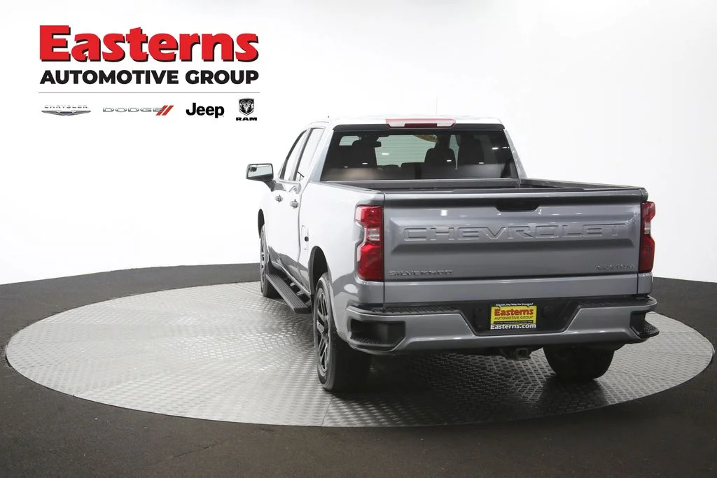 Used 2024 Gray Chevrolet Custom image 37