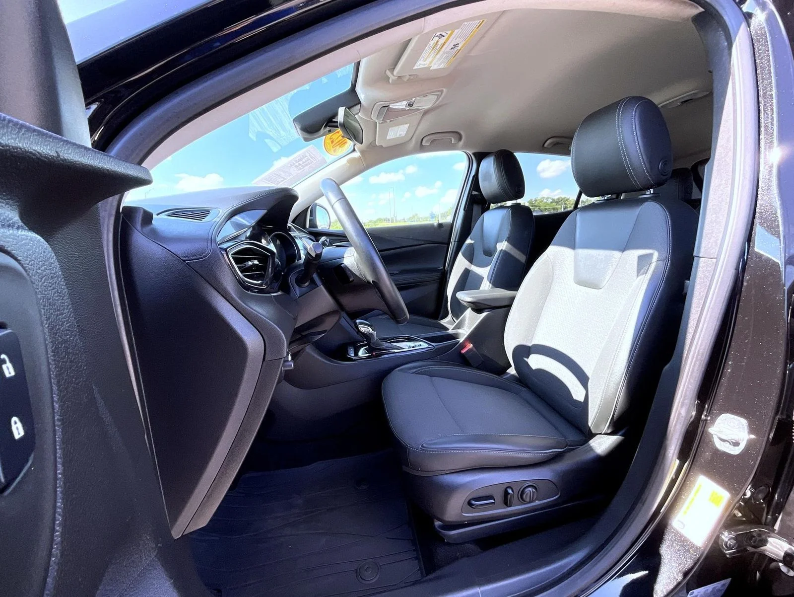 Used 2023 Black Buick Select image 10