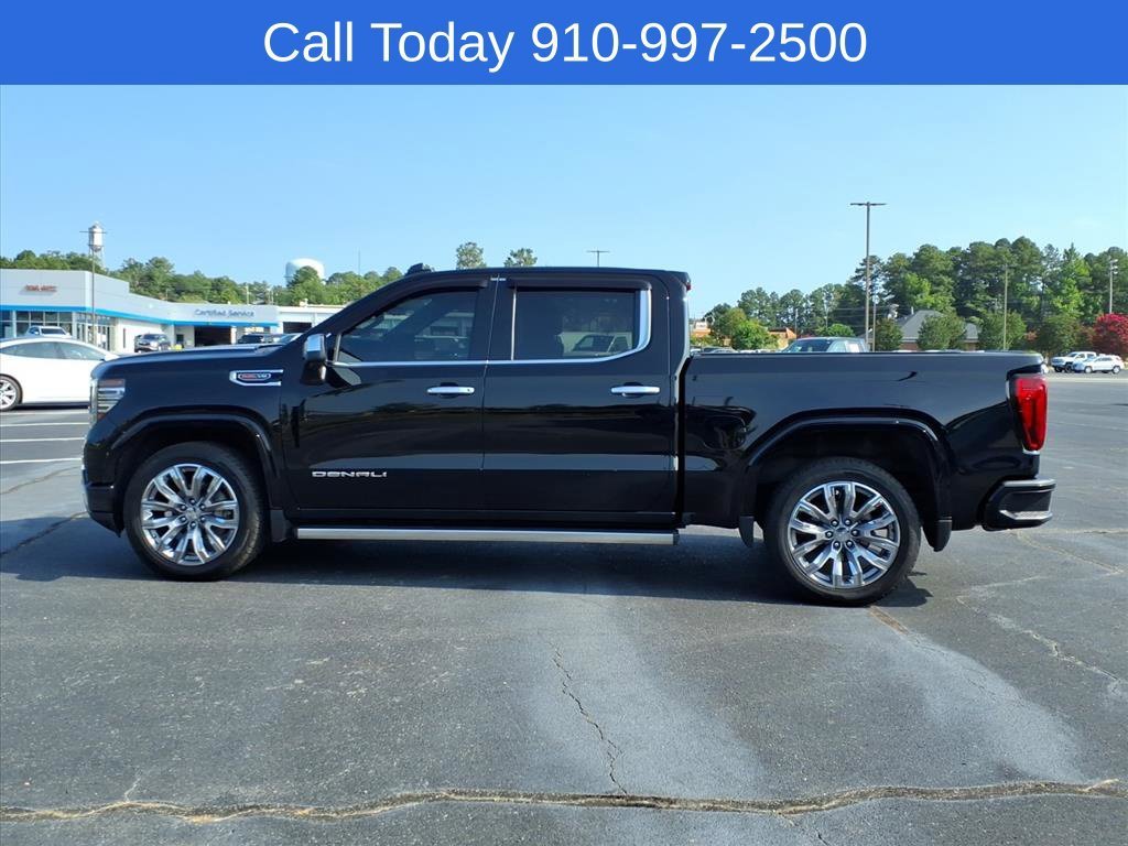 Used 2024 Onyx Black GMC Denali image 5