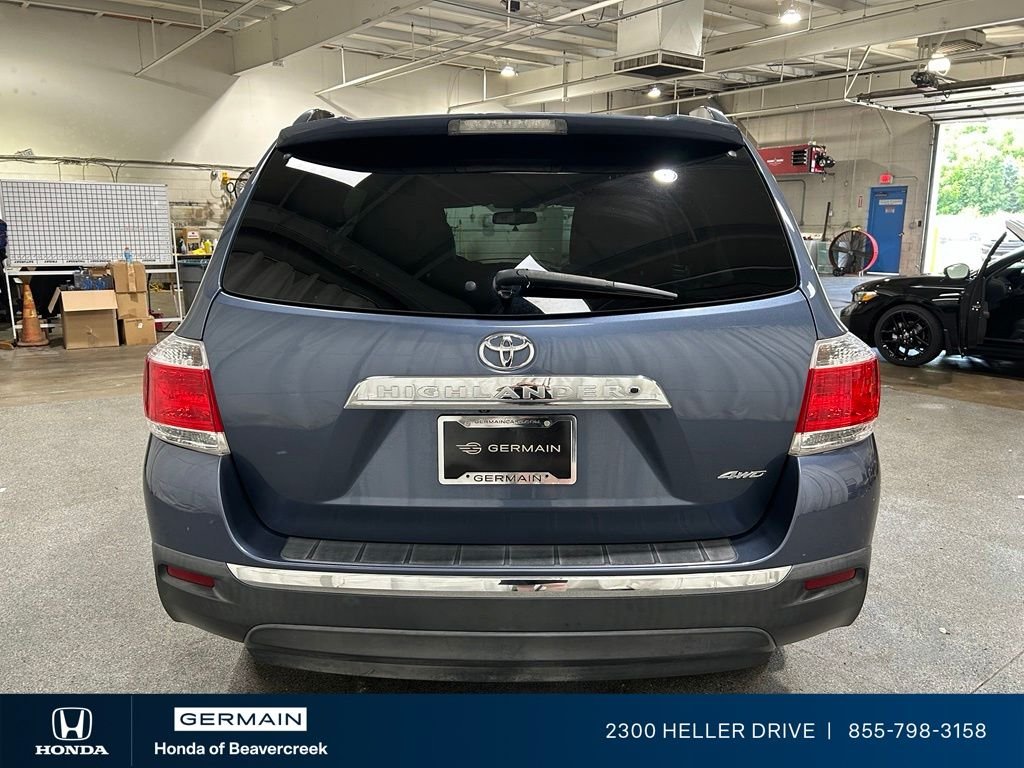 Used 2012 Shoreline Mist Toyota SE image 7