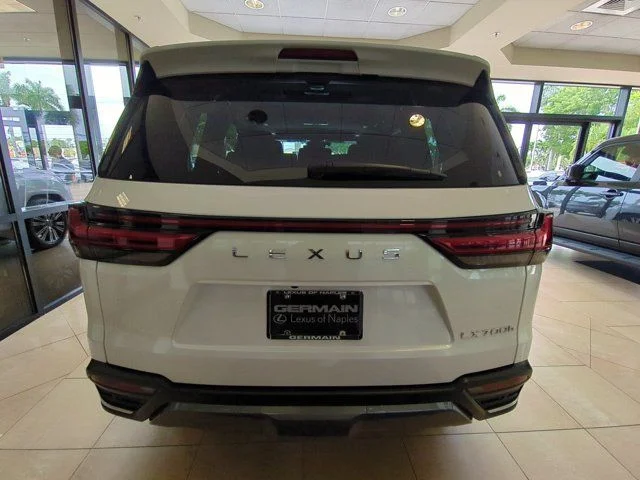 New 2026 Eminent White Pearl Lexus LX 700h LUXURY image 6