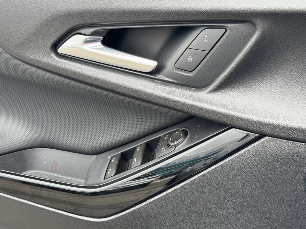 2026 Chevrolet Equinox LT - Photo 34