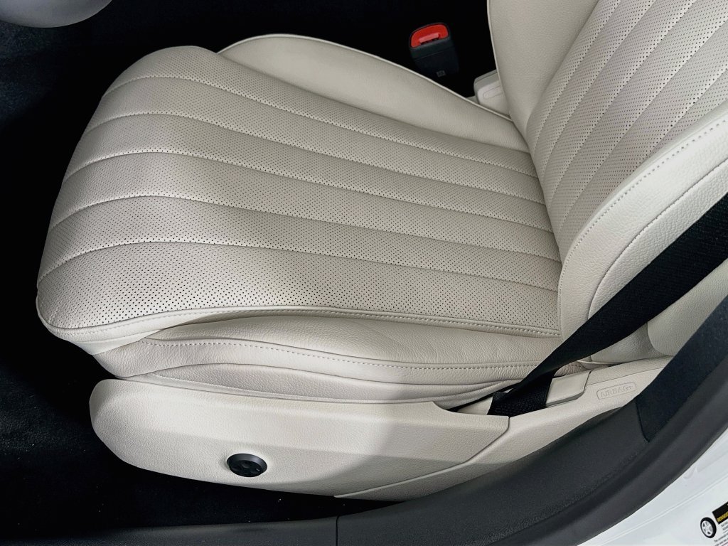 New 2027 Polar White Mercedes-Benz E 450 image 20