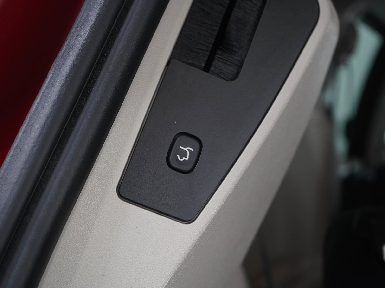Used 2015 Redline 2 Coat Pearl Dodge Sxt image 11