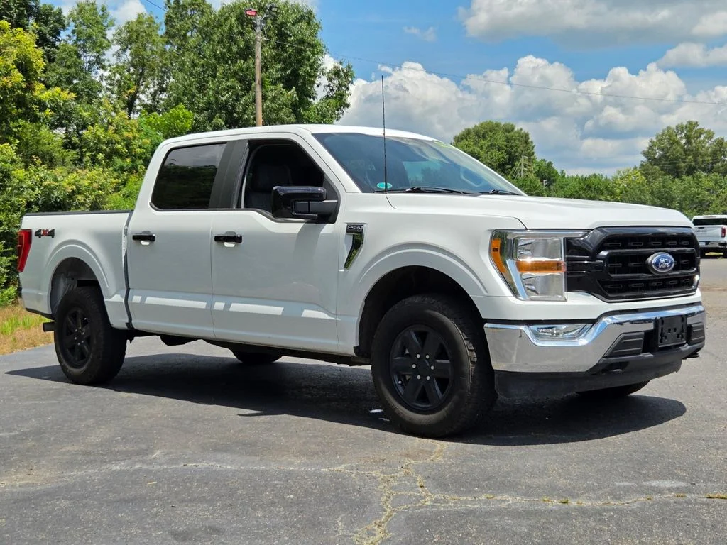 Used 2022 White Ford XLT image 8