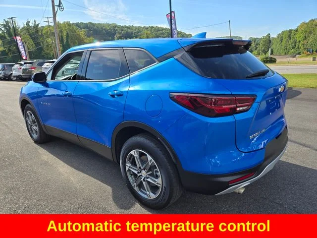 Used 2025 Blue Chevrolet LT image 6