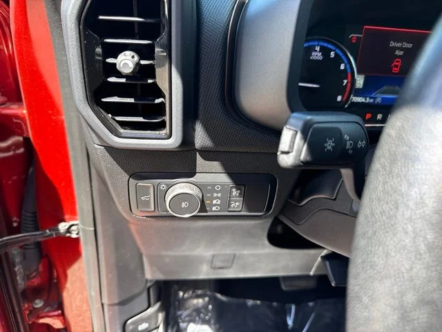 Used 2022 Red Ford Outer Banks image 21