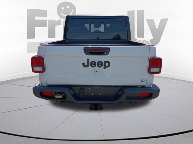 New 2026 Bright White Clear-Coat Exterior Paint Jeep 85th Anniversary Edition image 6