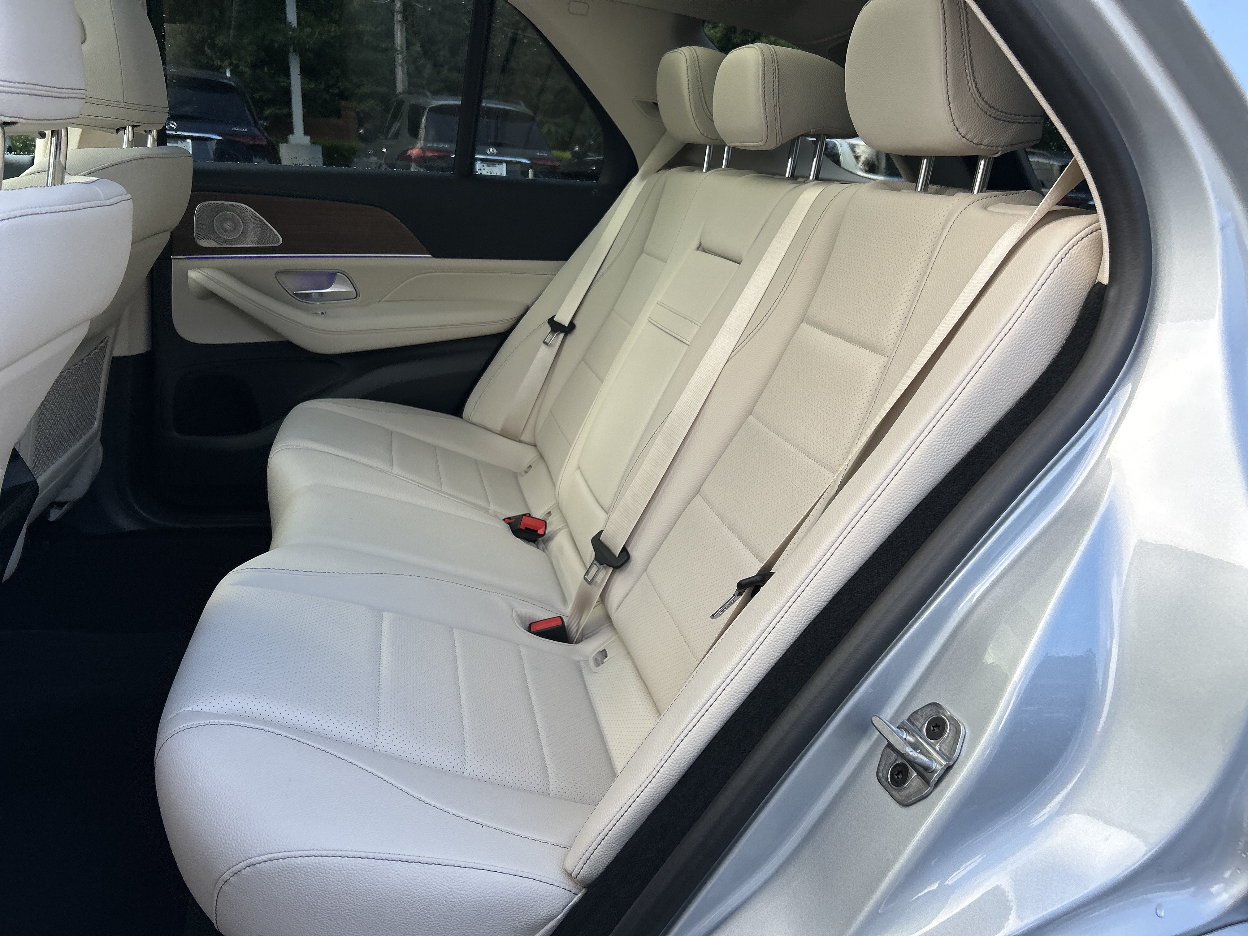 New 2026 Cirrus Silver Metallic Mercedes-Benz GLE 350 4MATIC® SUV image 36