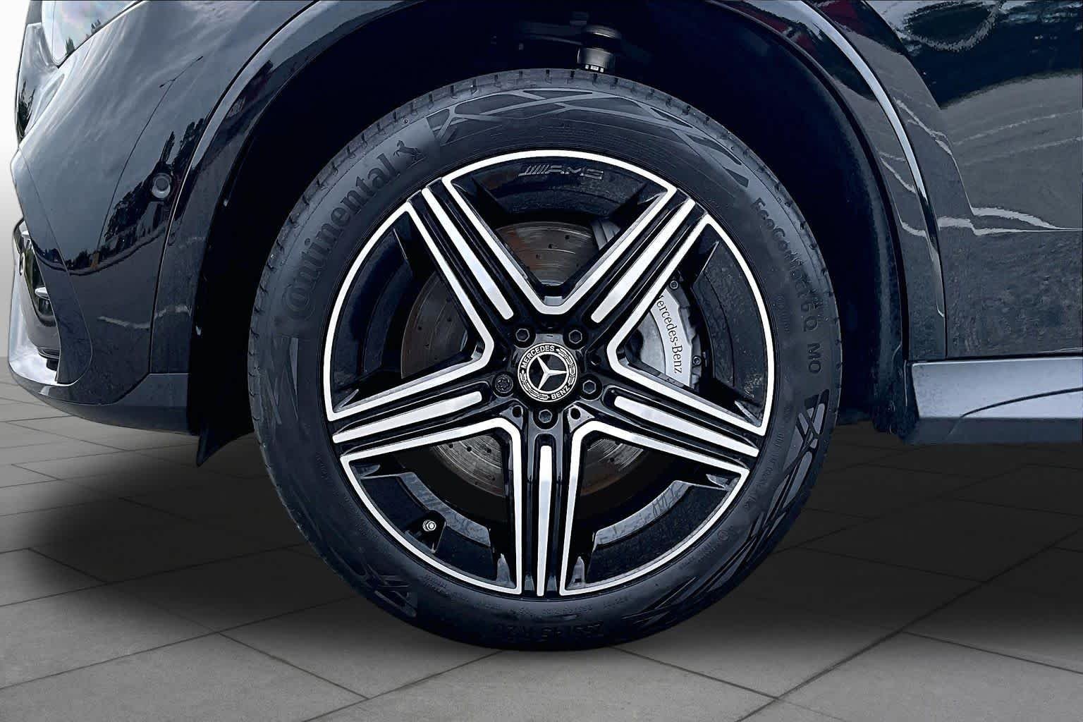 Used 2023 Black Mercedes-Benz GLC 300 image 11