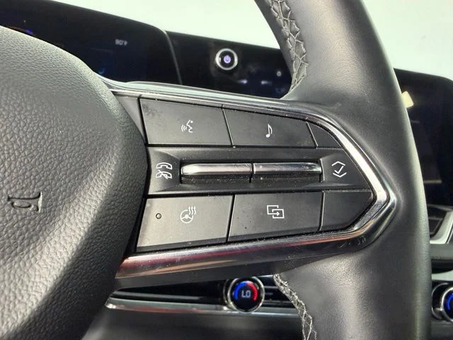 Used 2025 Black Chevrolet LT image 28