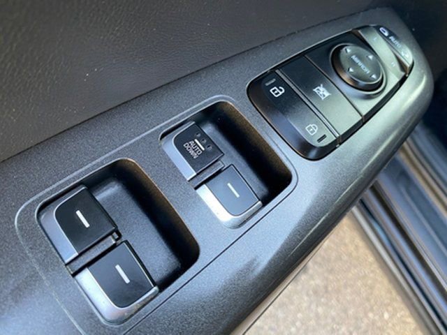 2022 Kia Sportage Nightfall - Photo 15