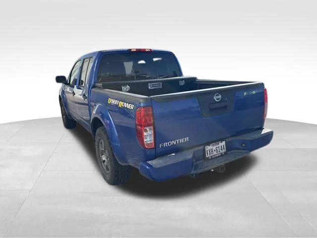 Used 2013 Blue Nissan Desert Runner image 16