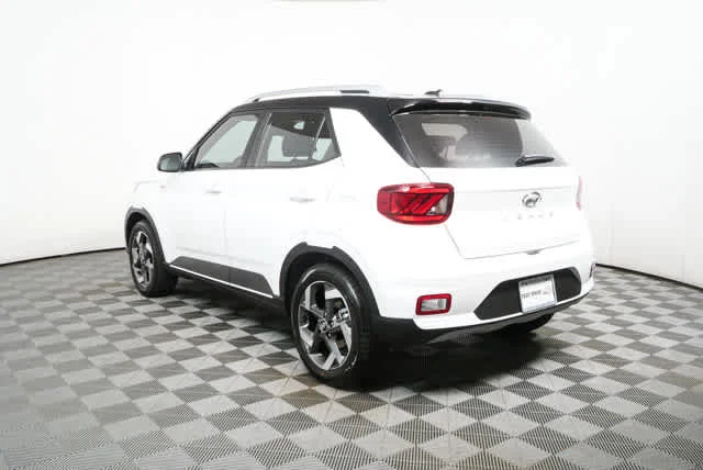 New 2026 Lunar White w/Black Roof Hyundai SEL w/Two-Tone Roof image 6