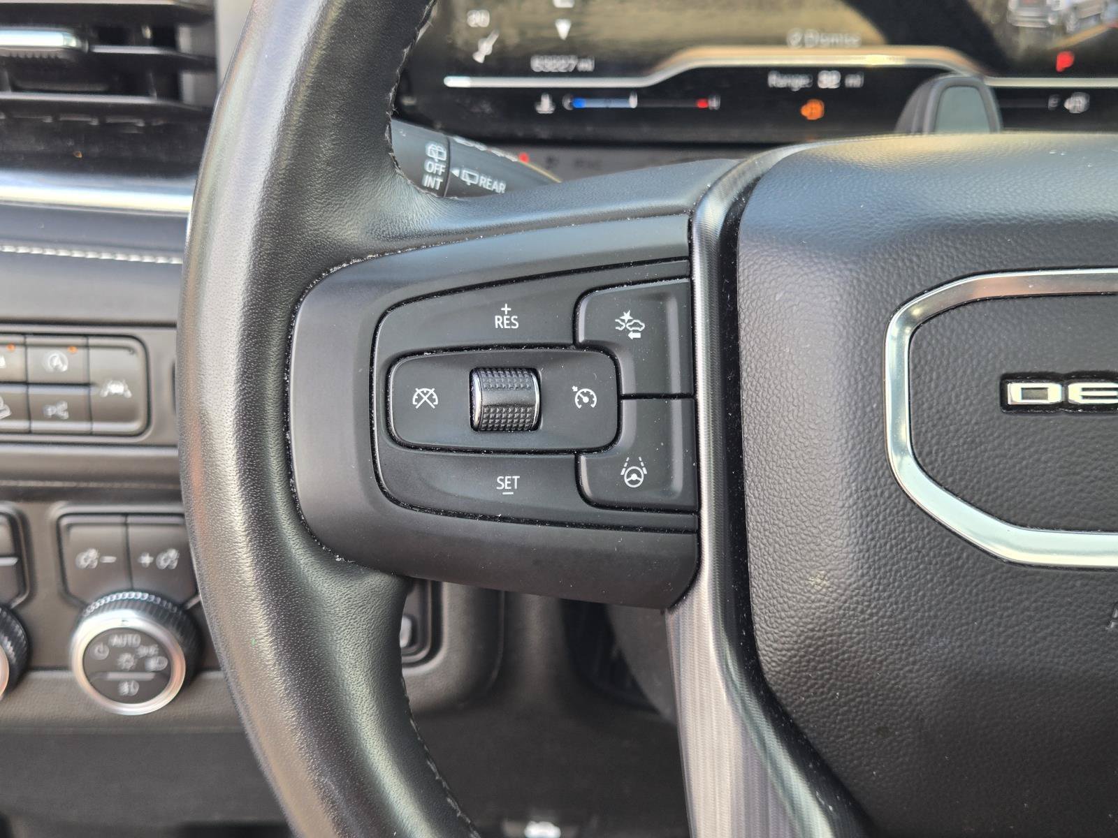 Used 2023 ONYX BLACK GMC Denali Ultimate image 28