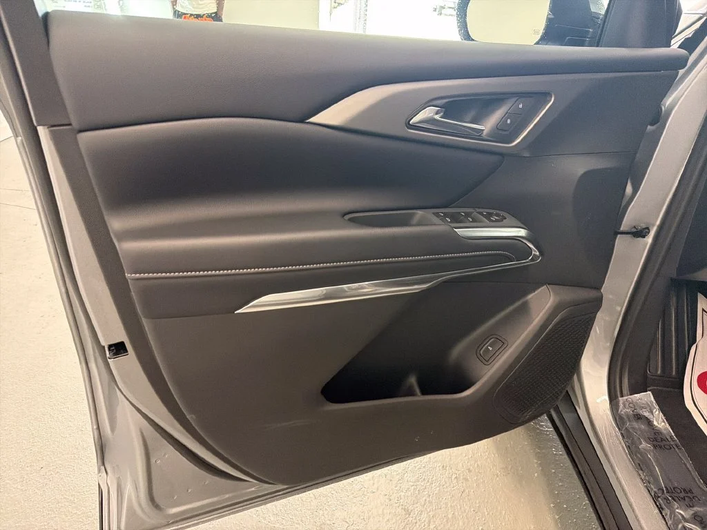 New 2027 Sterling Gray Metallic Chevrolet LT image 13