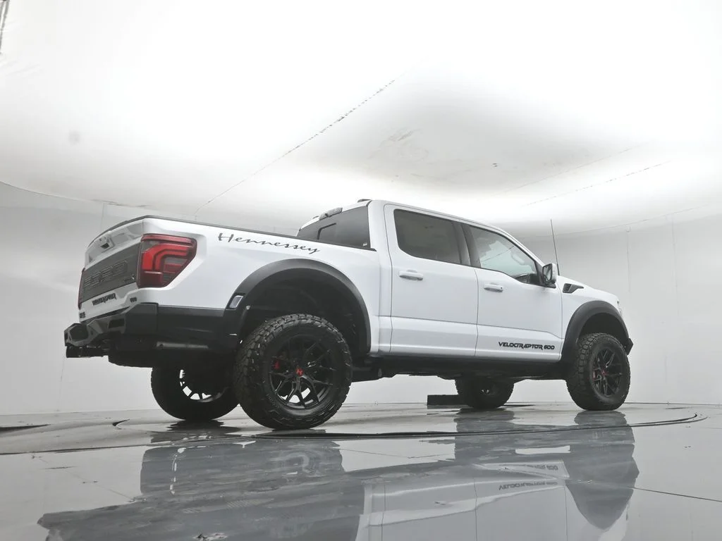 New 2026 Oxford White Ford Raptor image 52