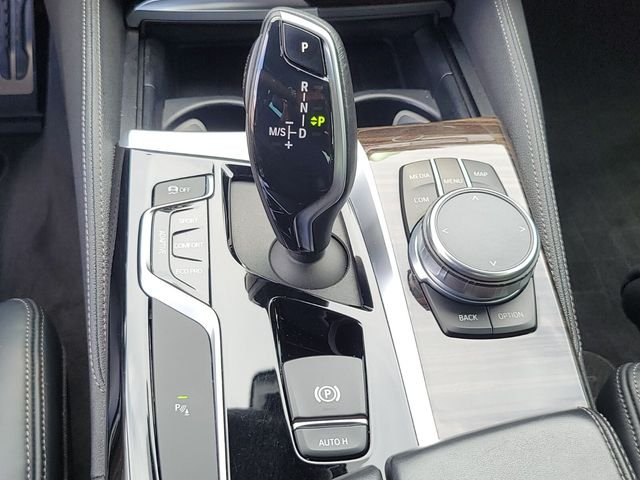 Used 2020 Blue BMW M550i xDrive image 26