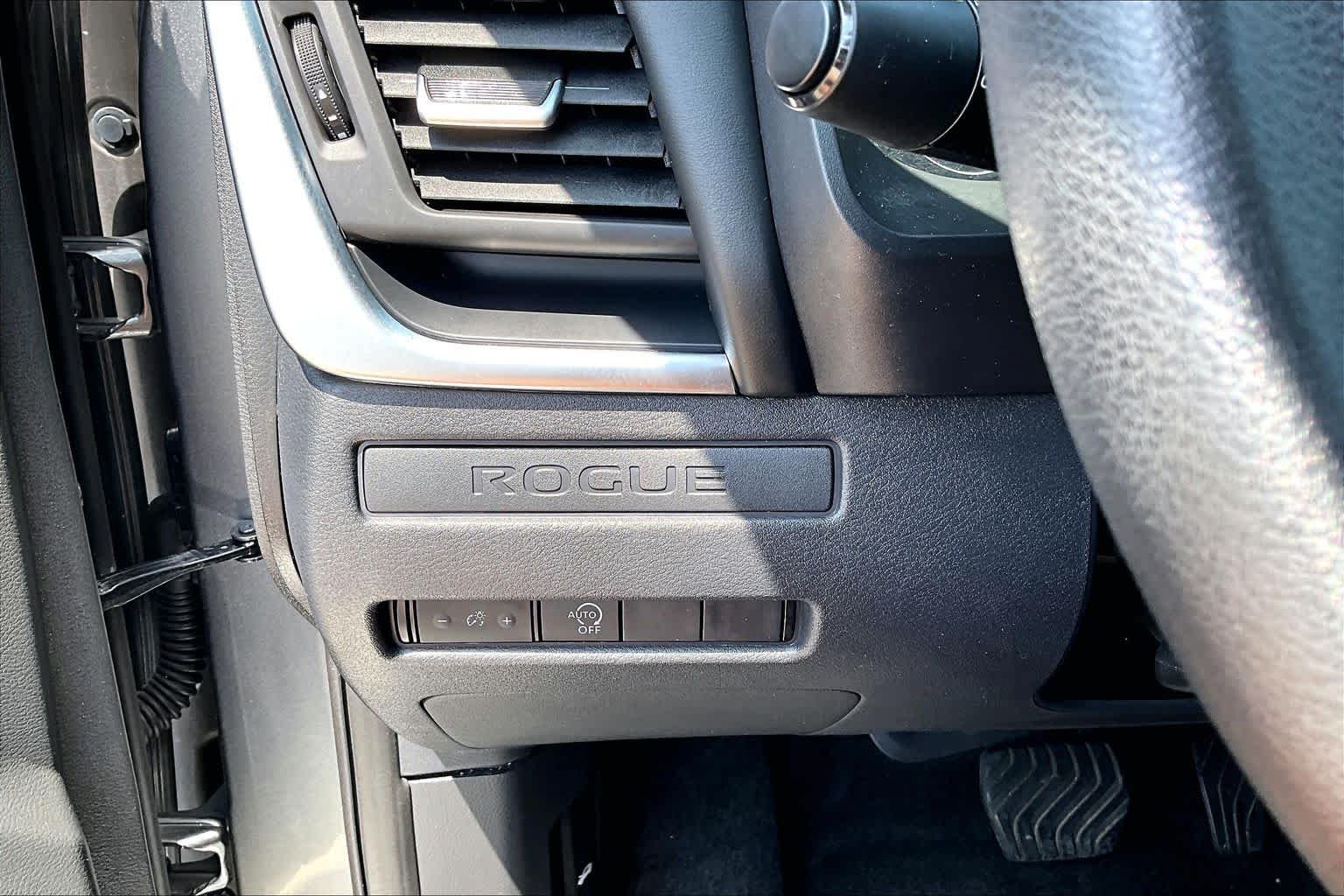 Used 2023 Gun Metallic Nissan S image 32