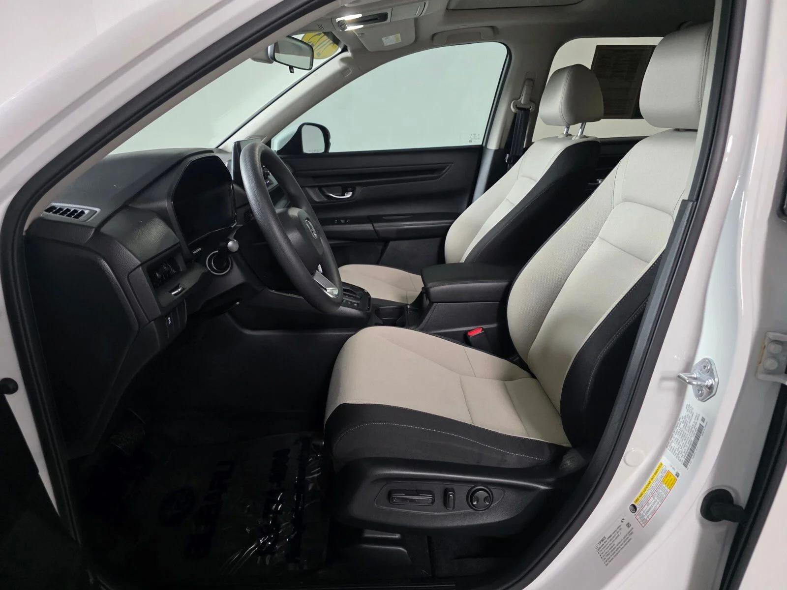 2025 Honda CR-V EX - Photo 14