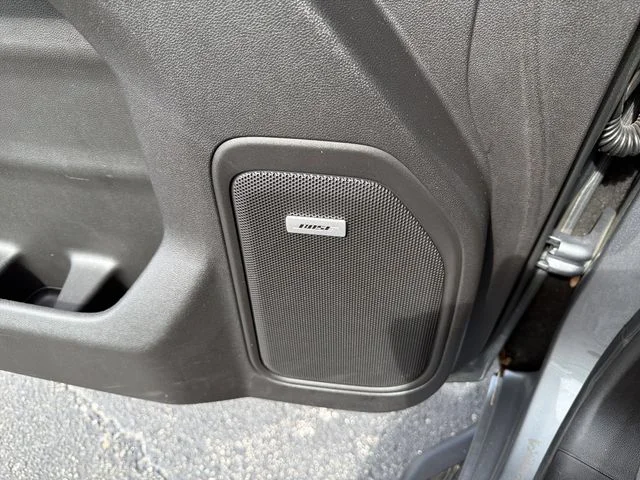 Used 2021 Gray GMC Elevation image 21