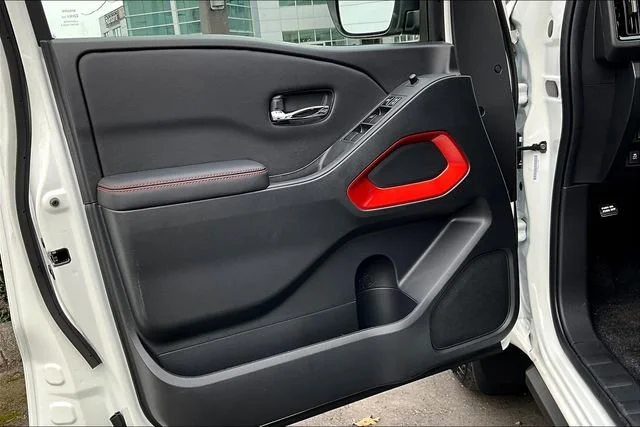 2025 Nissan Frontier PRO-4X - Photo 22