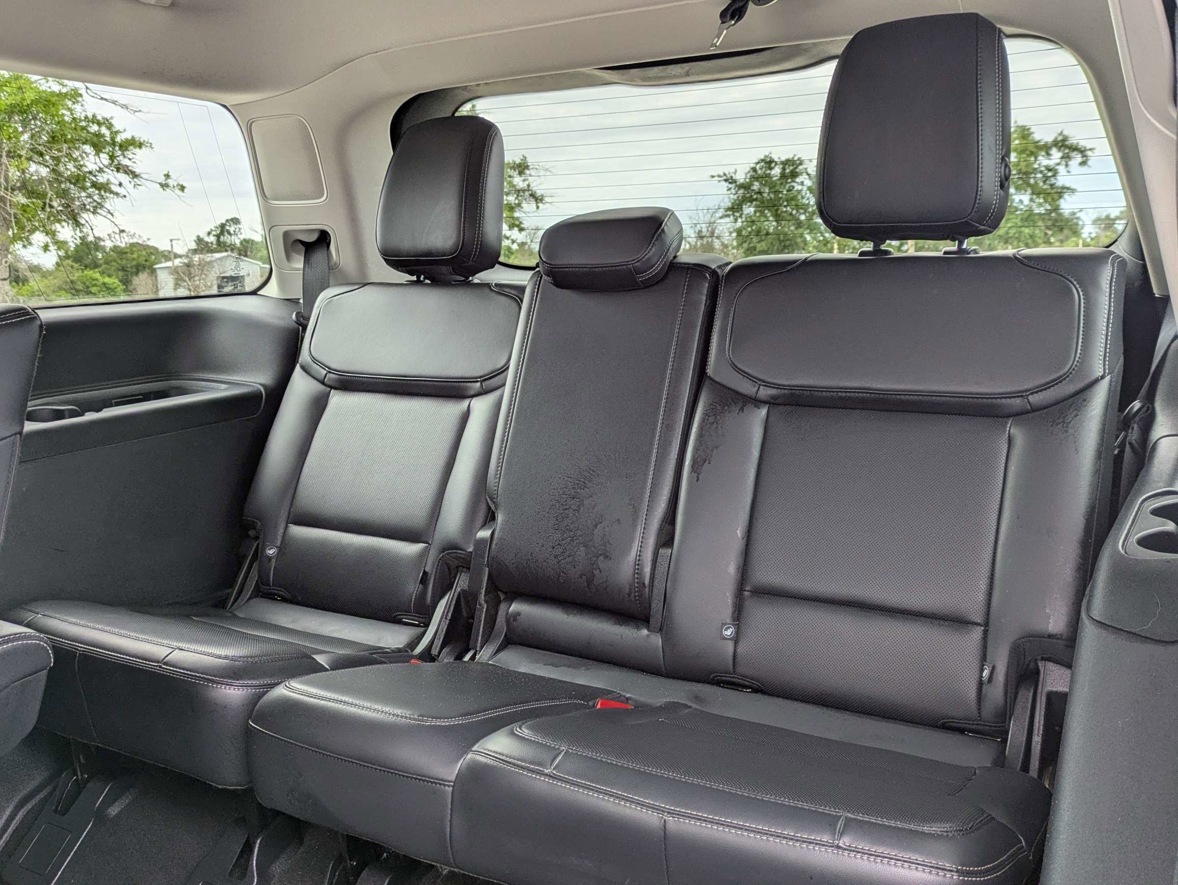 Used 2025 Agate Black Metallic Ford Platinum image 19