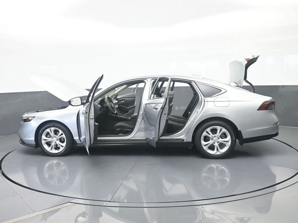 Used 2024 Silver Honda LX image 69