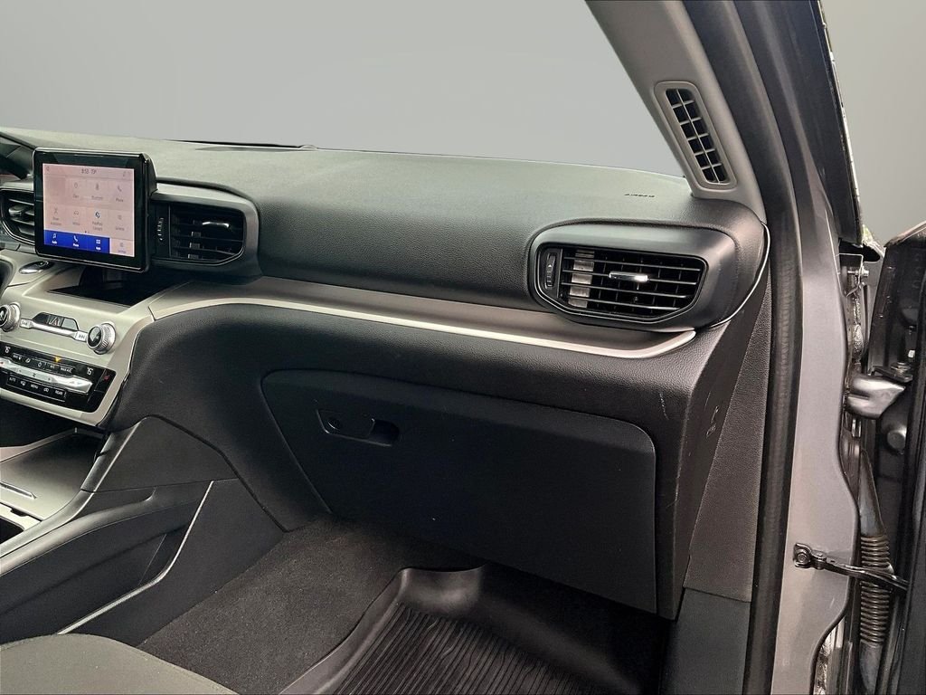 Used 2021 Gray Ford XLT image 29