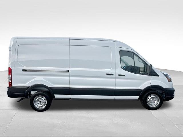 New 2026 Oxford White Ford Cargo Van image 35