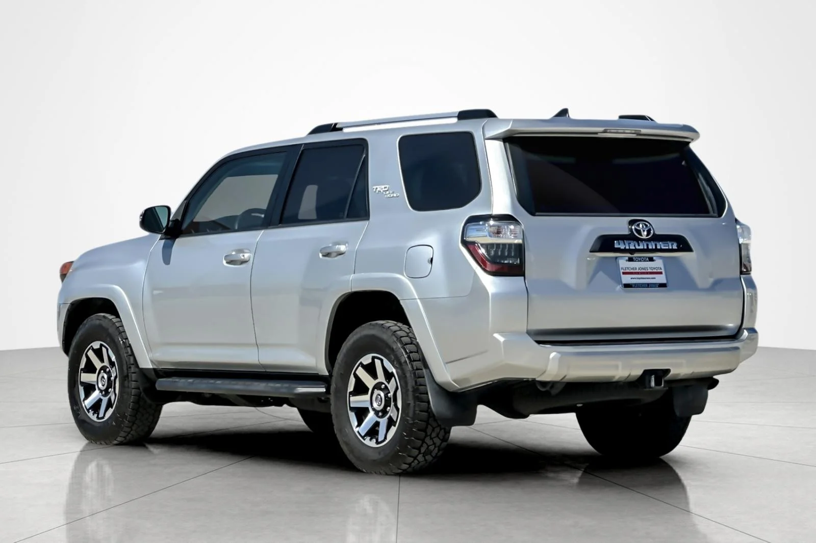 Used 2018 CLASSIC SILVER Toyota TRD Off Road Premium image 3