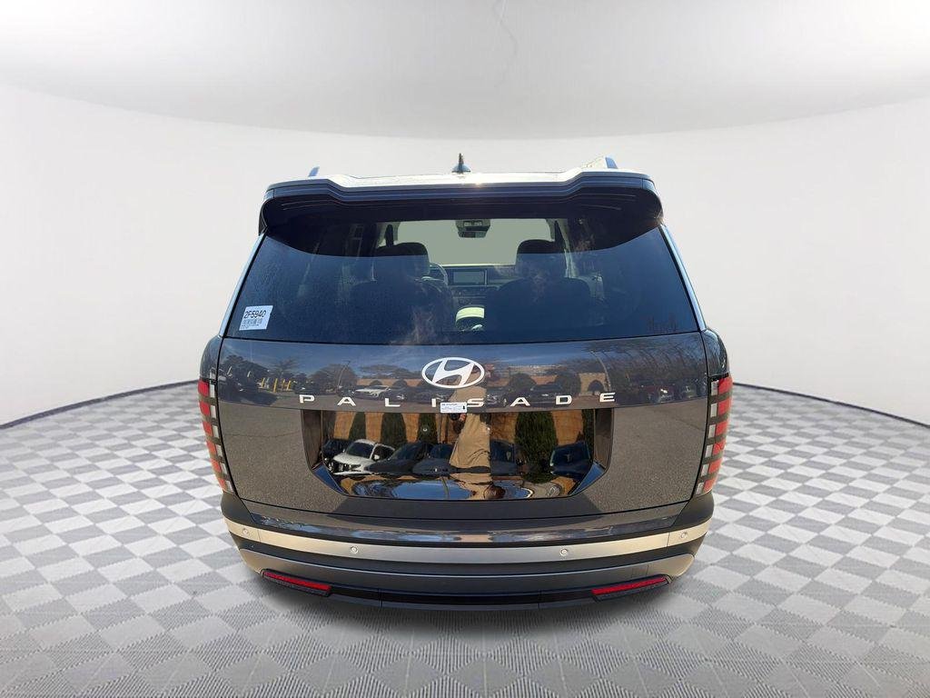 New 2026 Gray Hyundai SEL FWD image 6
