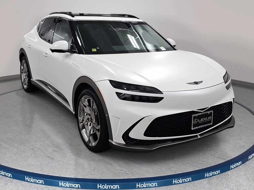 Used 2024 White Genesis Performance image 4
