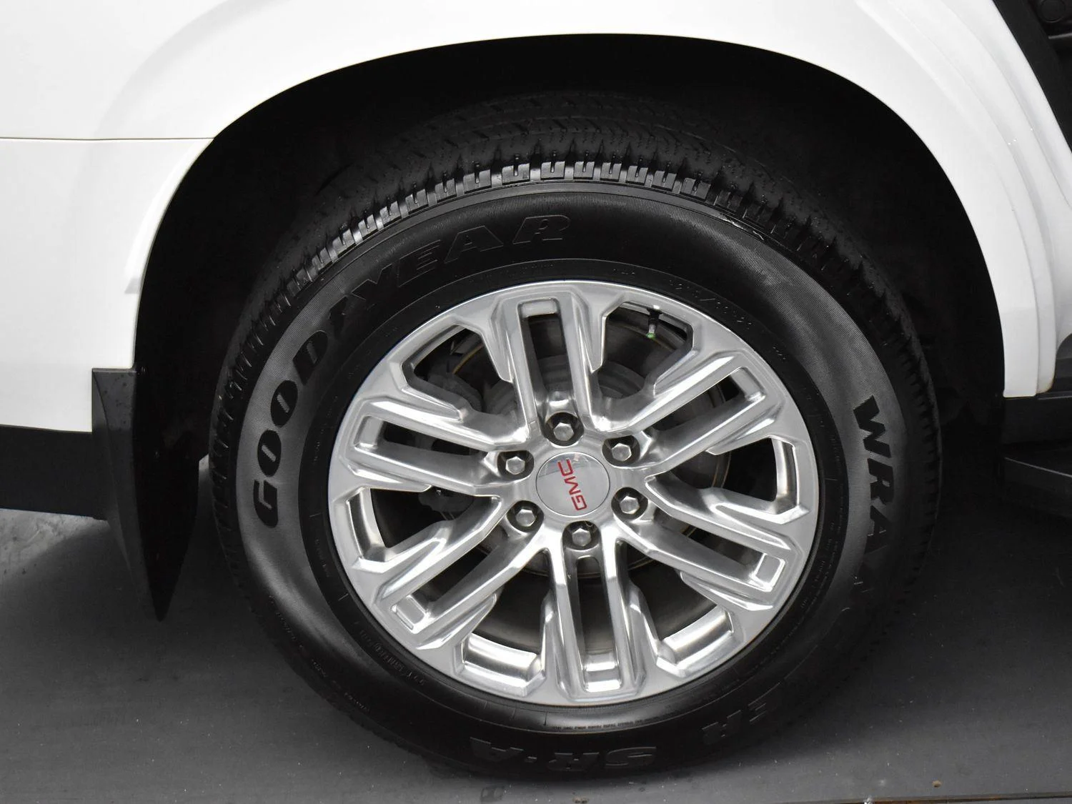 Used 2021 Summit White GMC SLT image 40